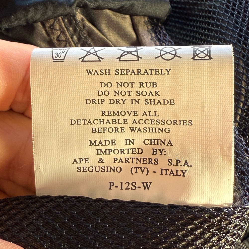 Parajumpers Black Raincoat - Picture 12 of 15